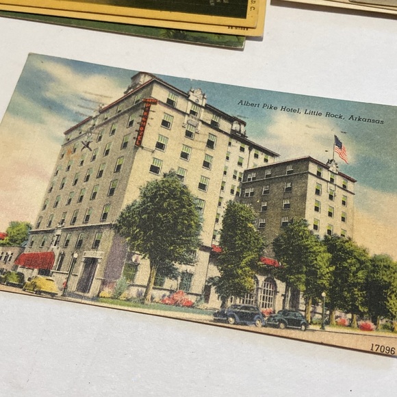 Vintage Linen Postcard Bundle - Picture 3 of 16